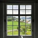 Сasa de vacaciones Koselig Vestlandshus Ved Fjorden Holmedal