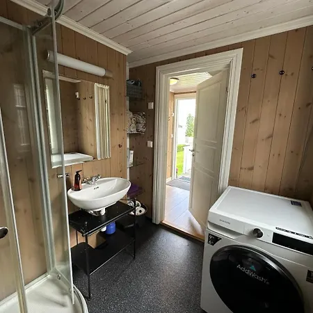 Koselig Vestlandshus Ved Fjorden Casa vacanze Holmedal