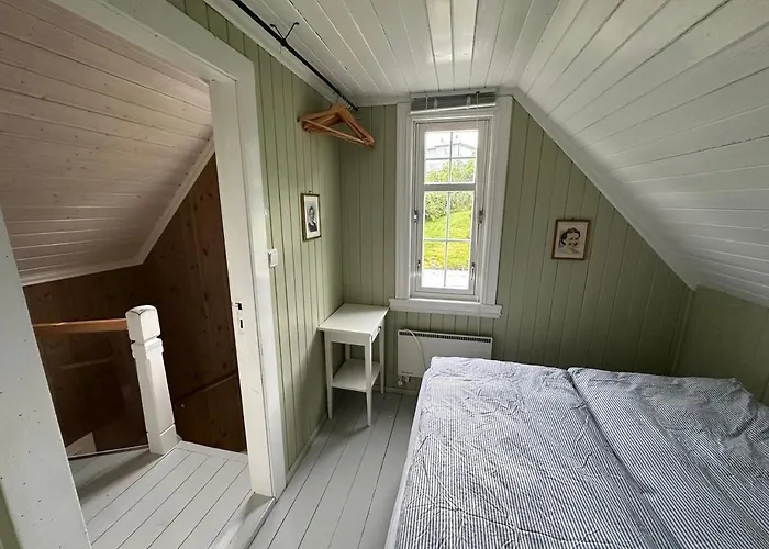 Koselig Vestlandshus Ved Fjorden * Holmedal